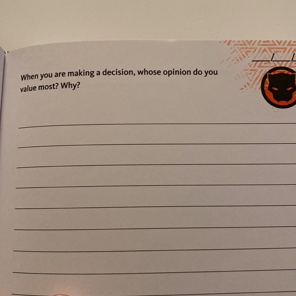 Black Panther Journal - Picture 6 of 7